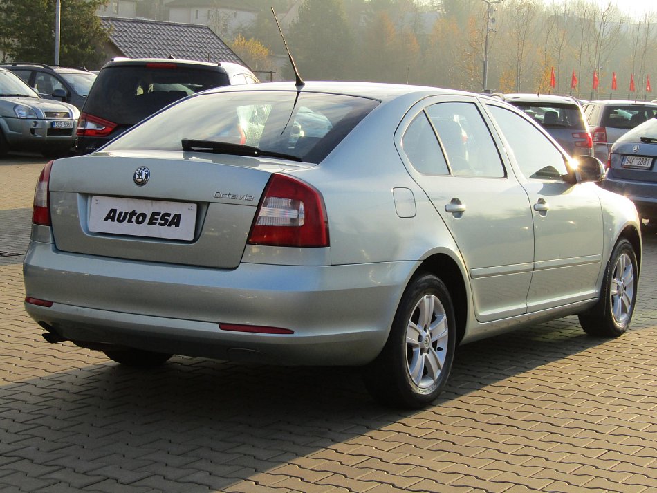 Škoda Octavia II 1.6i 