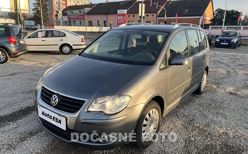 Volkswagen Touran 1.9 TDi 