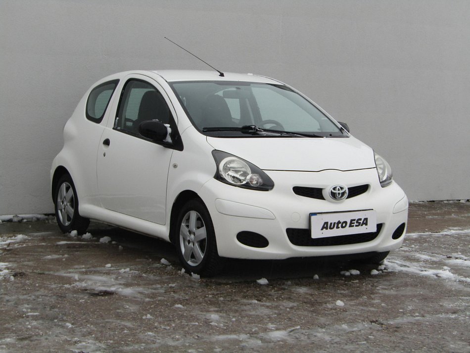 Toyota Aygo 1.0i 