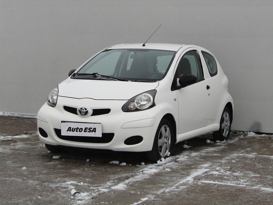 Toyota Aygo 1.0i 