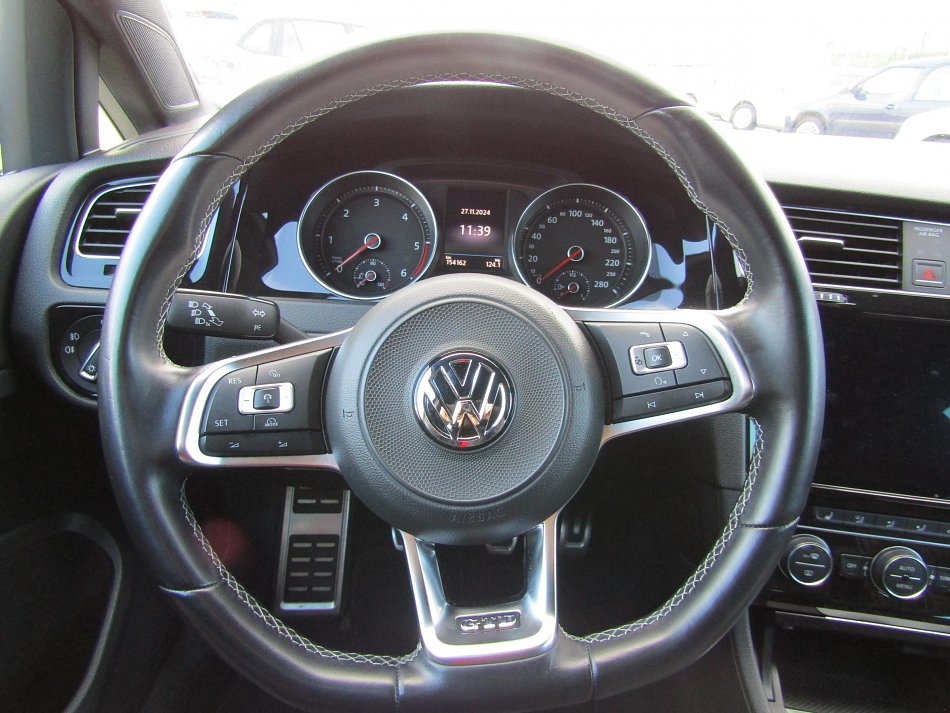 Volkswagen Golf 2.0TDi GTD