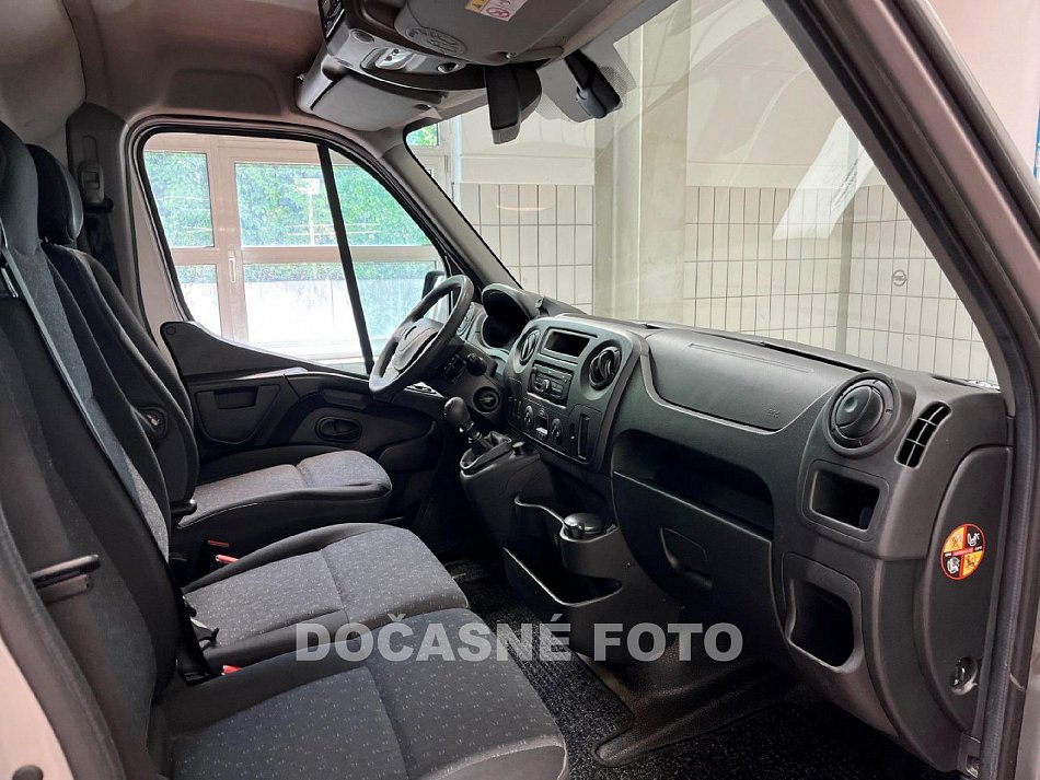 Opel Movano 2.3CDTi  DÍLNA