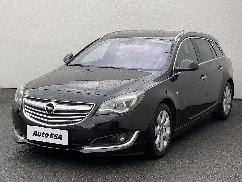 Opel Insignia 2.0 CDTi OPC line