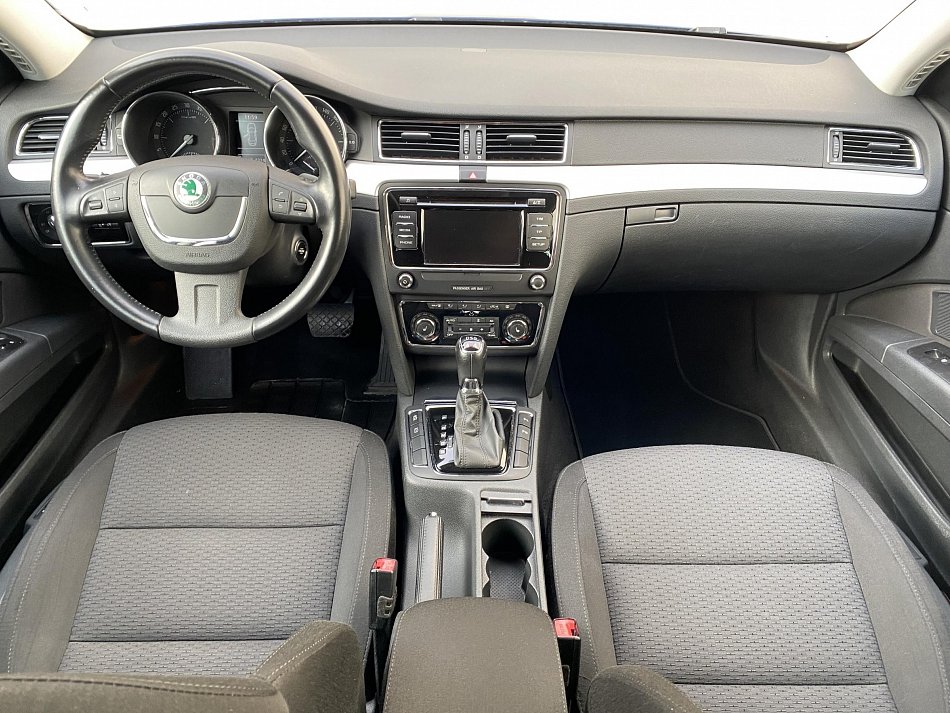 Škoda Superb II 2.0 TDi Elegance 4x4