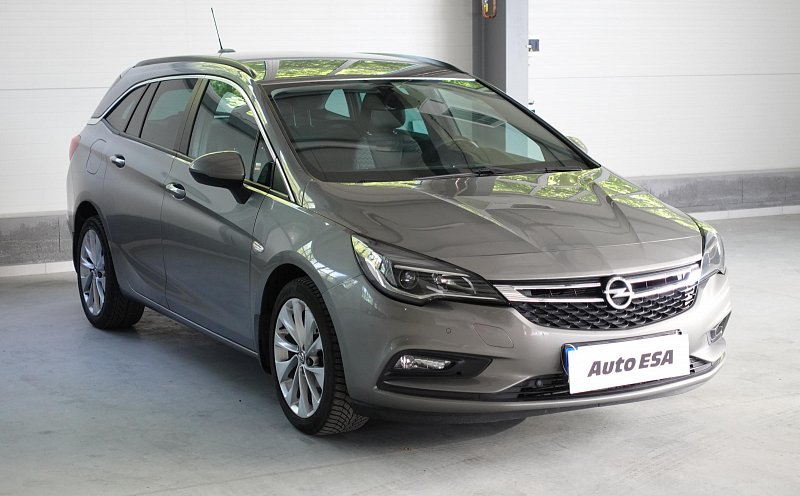 Opel Astra 1.6 CDTi 