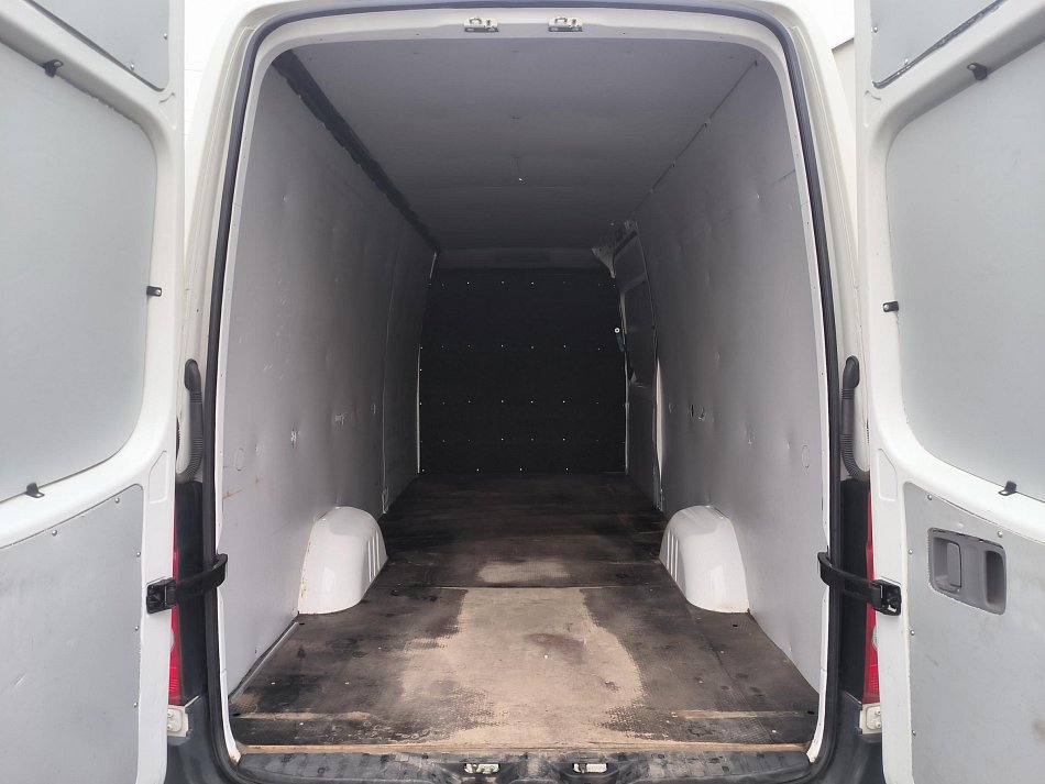 Volkswagen Crafter 2.0TDi  L3H2