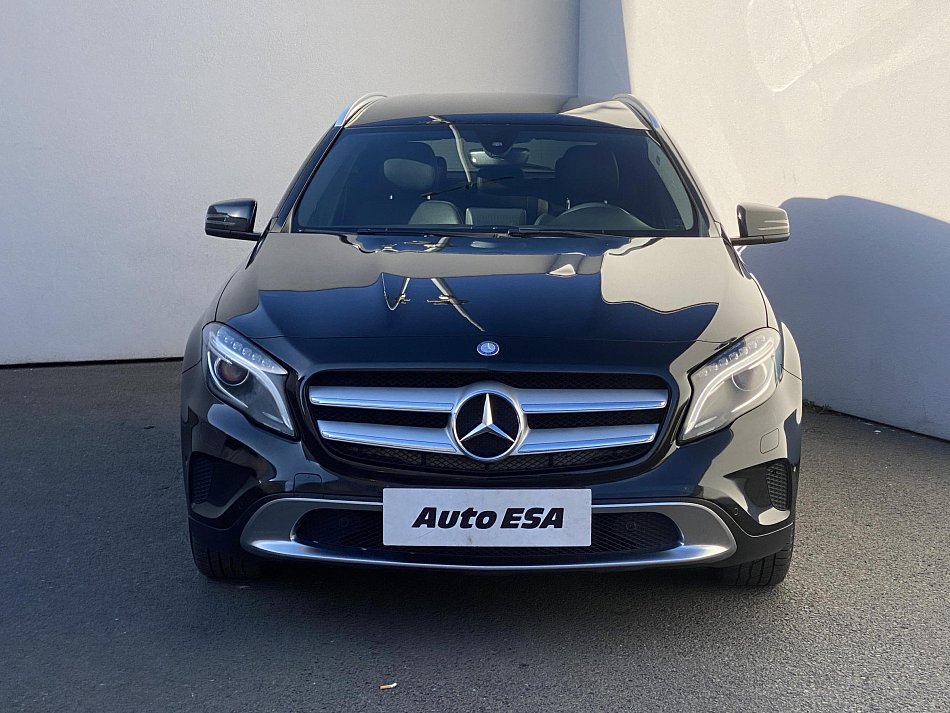 Mercedes-Benz GLA 2.2 CDi  220 4M