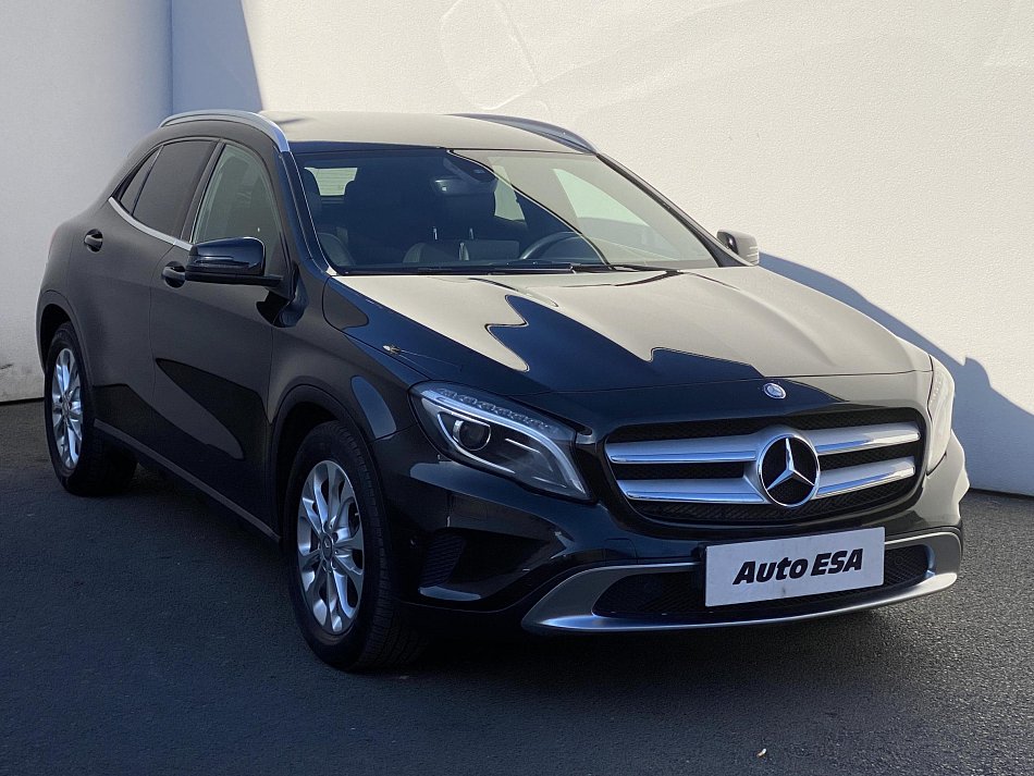 Mercedes-Benz GLA 2.2 CDi  220 4M