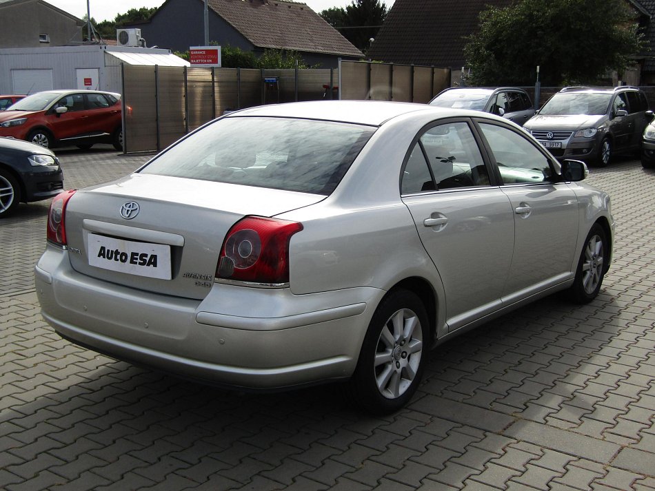 Toyota Avensis 2.2D-4D 