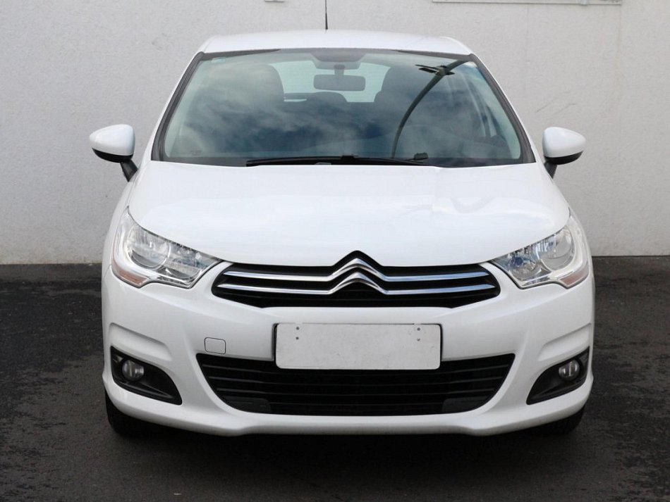 Citroën C4 1.4i 