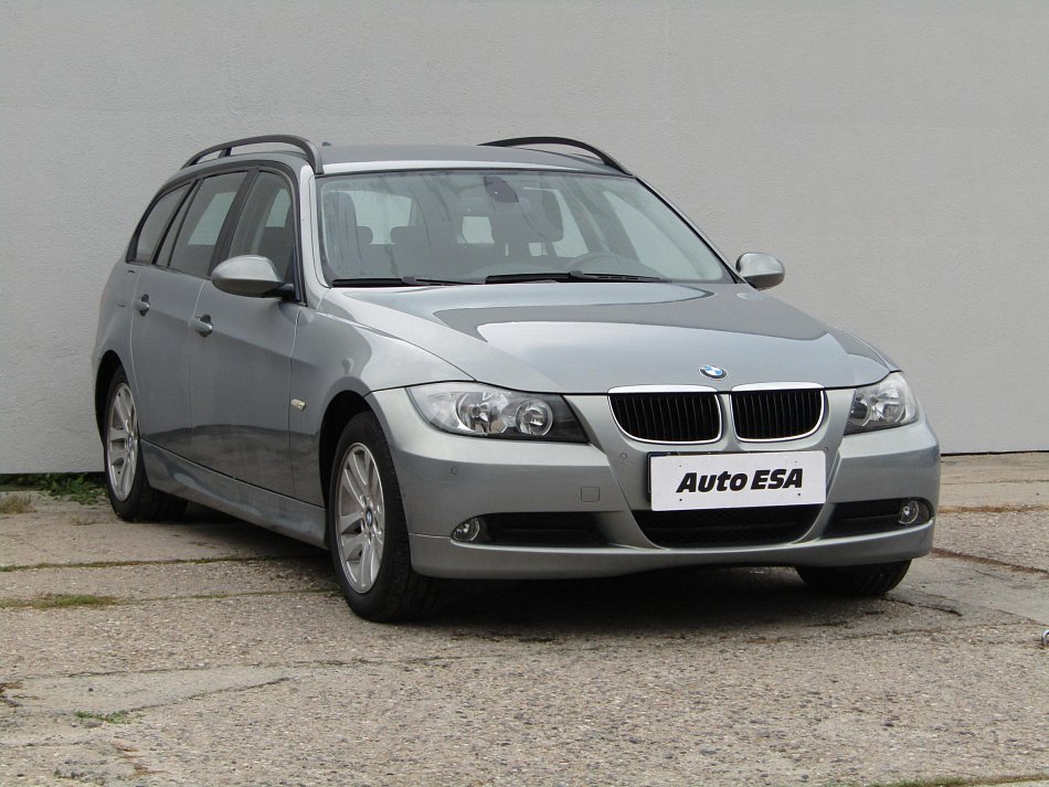 BMW Řada 3 2.0i  320i