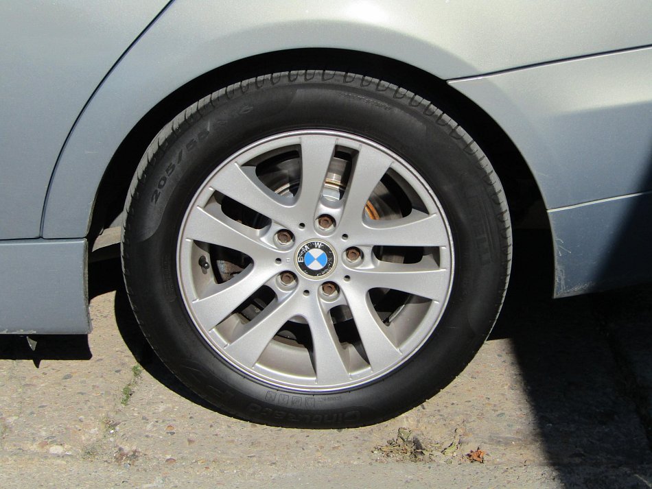 BMW Řada 3 2.0i  320i