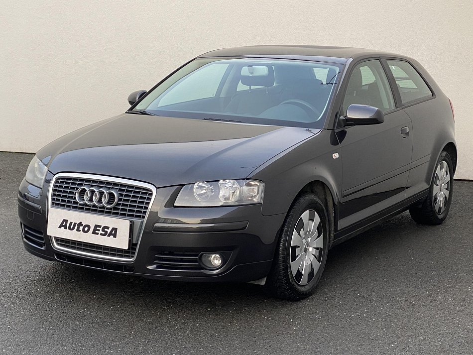 Audi A3 1.6i Attraction