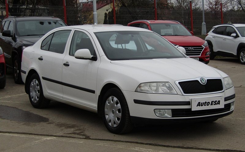 Škoda Octavia II 1.6i Tour