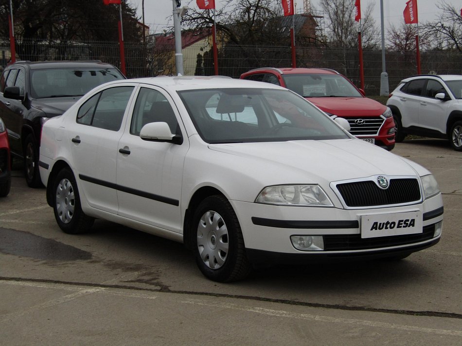 Škoda Octavia II 1.6i Tour