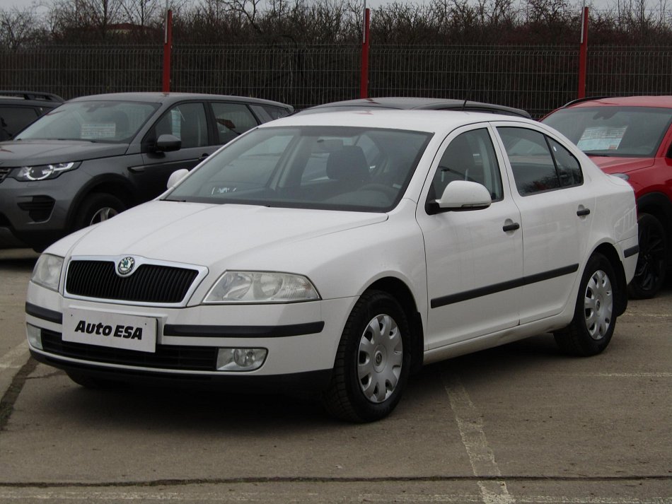 Škoda Octavia II 1.6i Tour