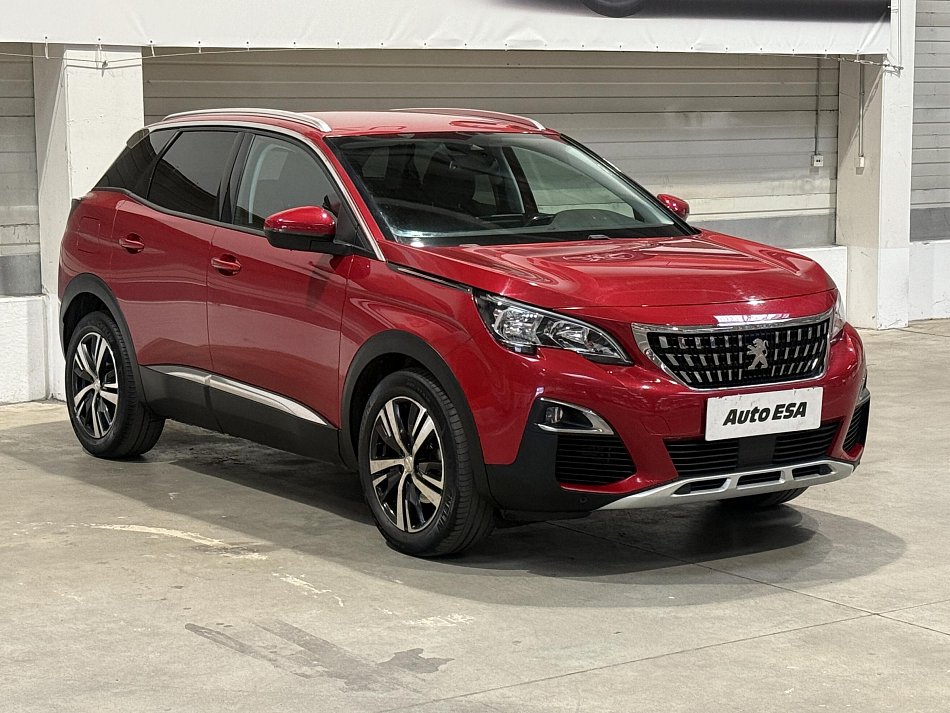 Peugeot 3008 1.2i 