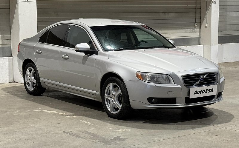 Volvo S80 3.2  AWD