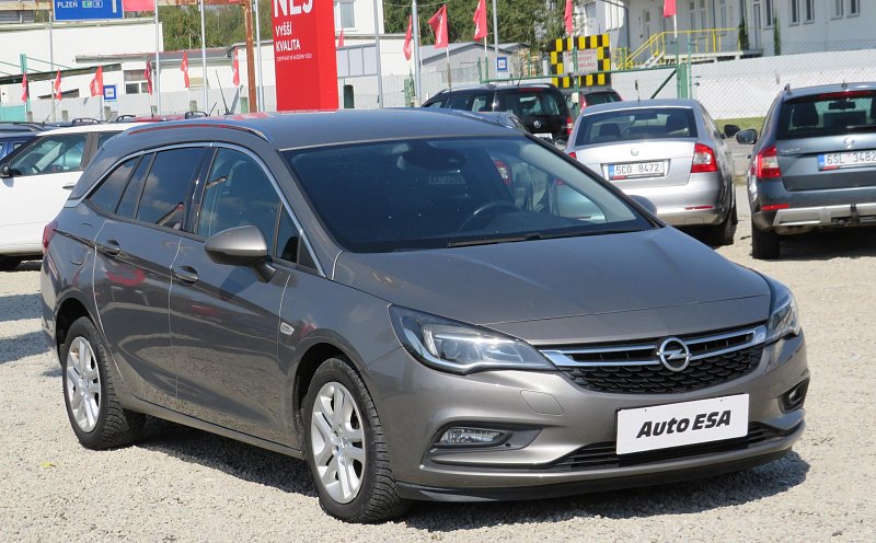 Opel Astra 1.6 CDTi Innovation