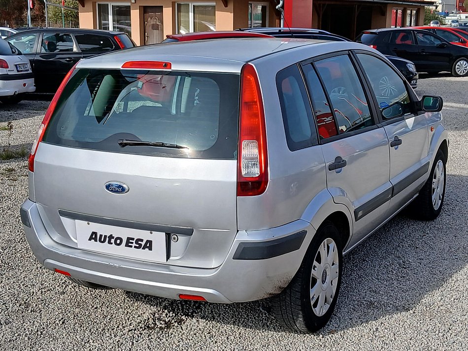 Ford Fusion 1.4i 