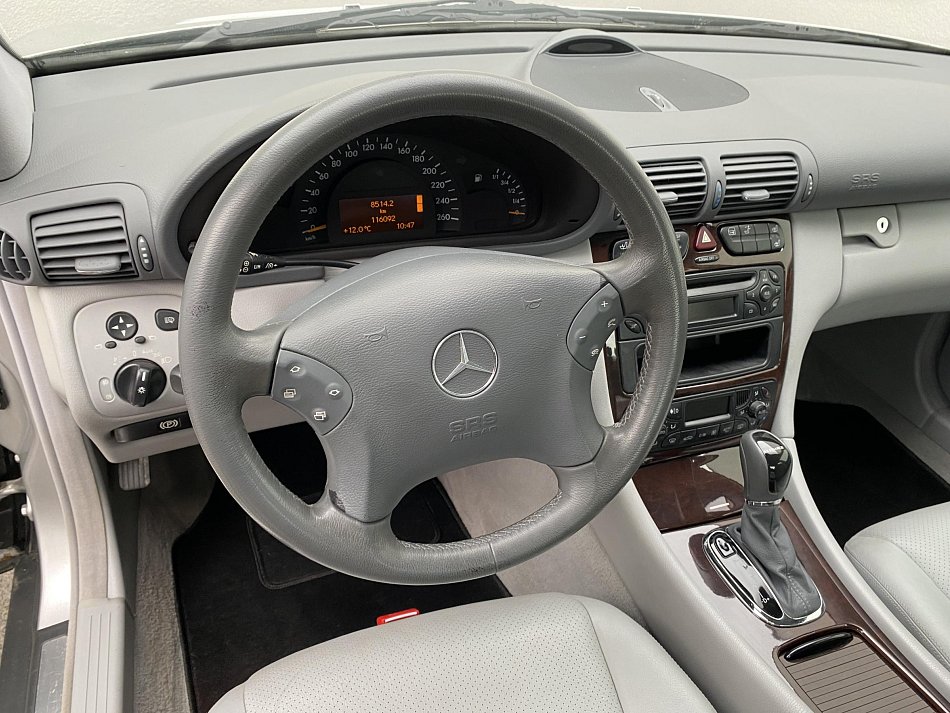 Mercedes-Benz Třída C 2.6 Elegance C240 4M