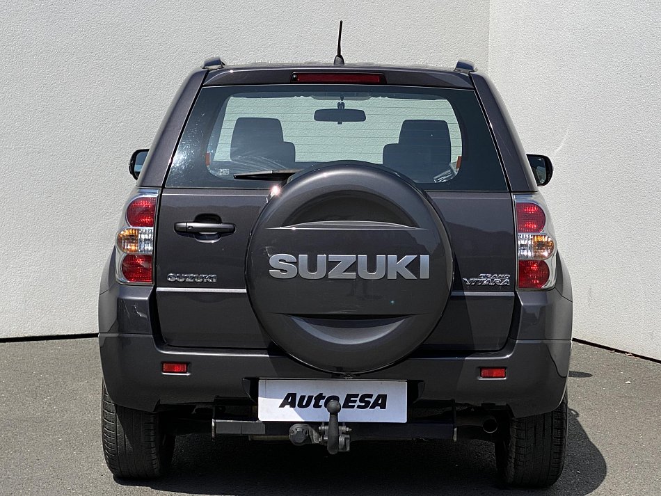 Suzuki Grand Vitara 2.4 i  4X4