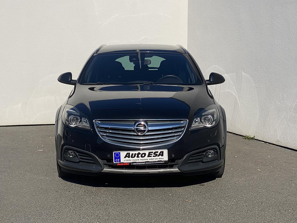 Opel Insignia 2.0 CDTi Country Tourer