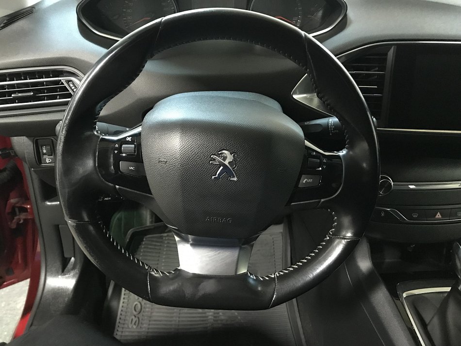 Peugeot 308 1.6 HDI 