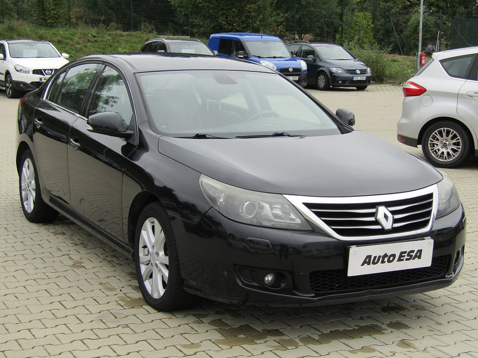 Renault Latitude 2.0dCi 