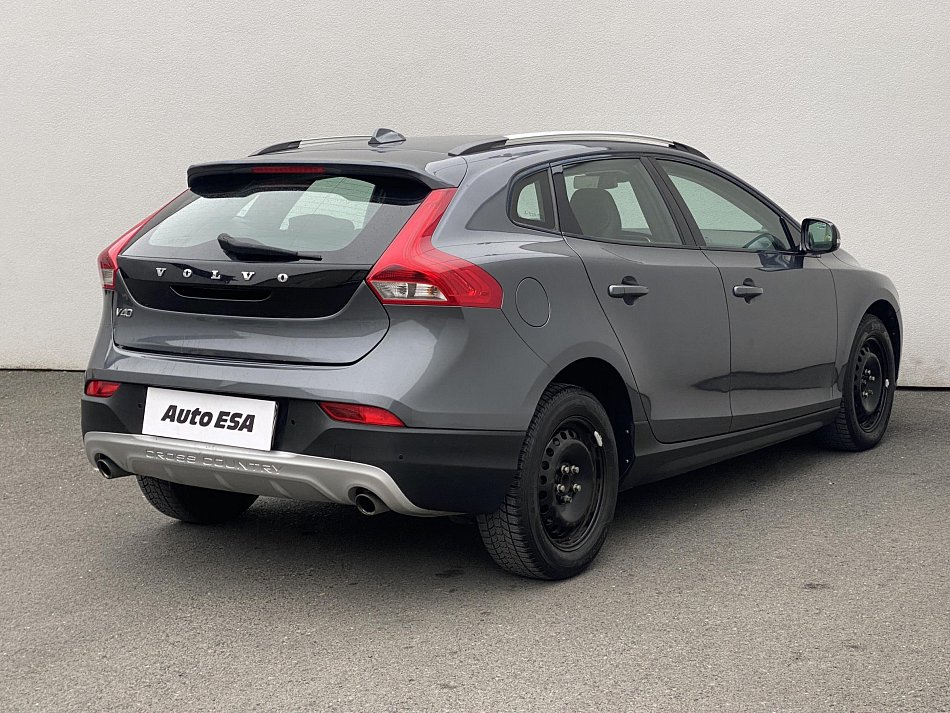 Volvo V40 2.0 D3 Cross Country