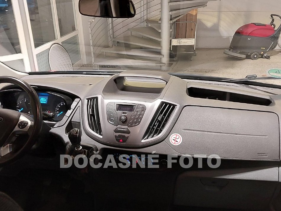 Ford Transit 2.0TDCi Trend L2H3 9míst