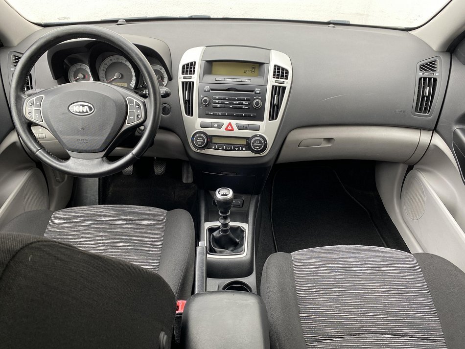 Kia Ceed 1.6 CVVT 