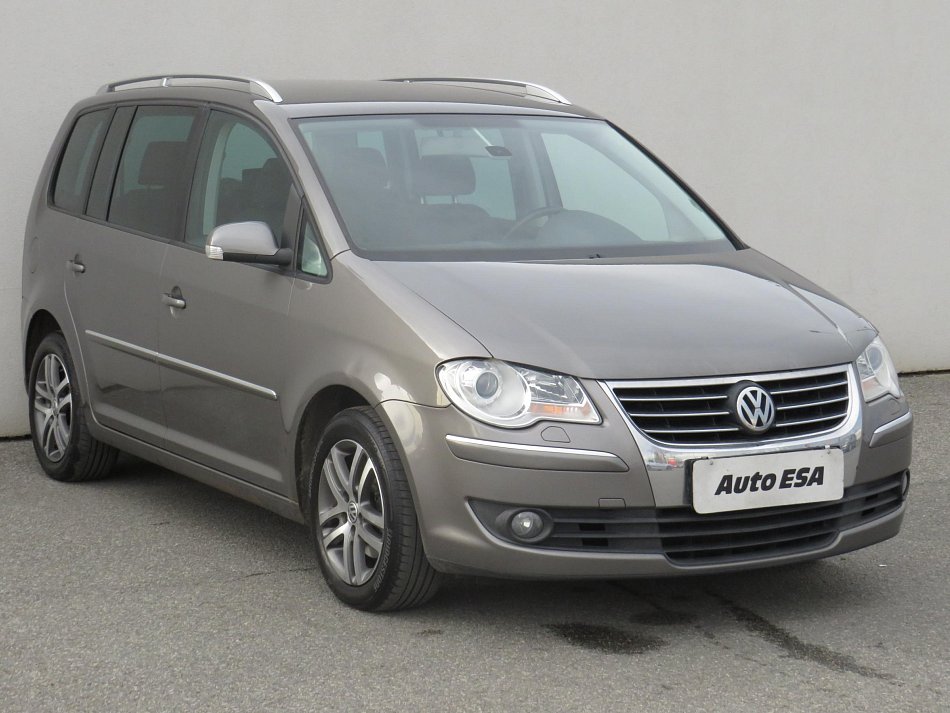 Volkswagen Touran 2.0TDi Highline