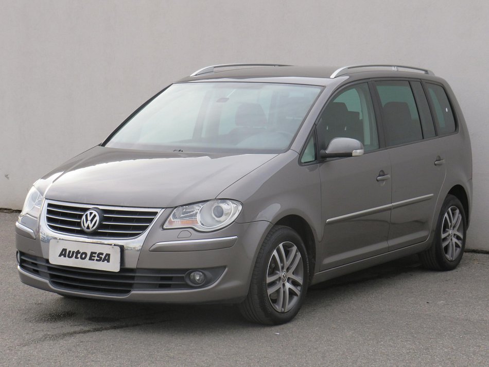 Volkswagen Touran 2.0TDi Highline