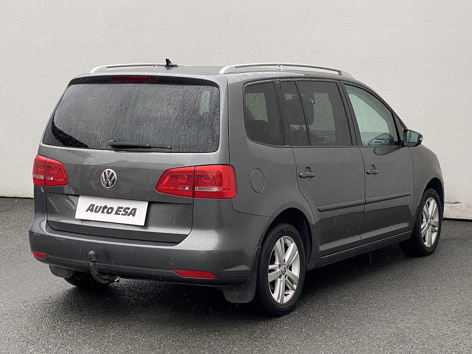 Volkswagen Touran 2.0TDi 