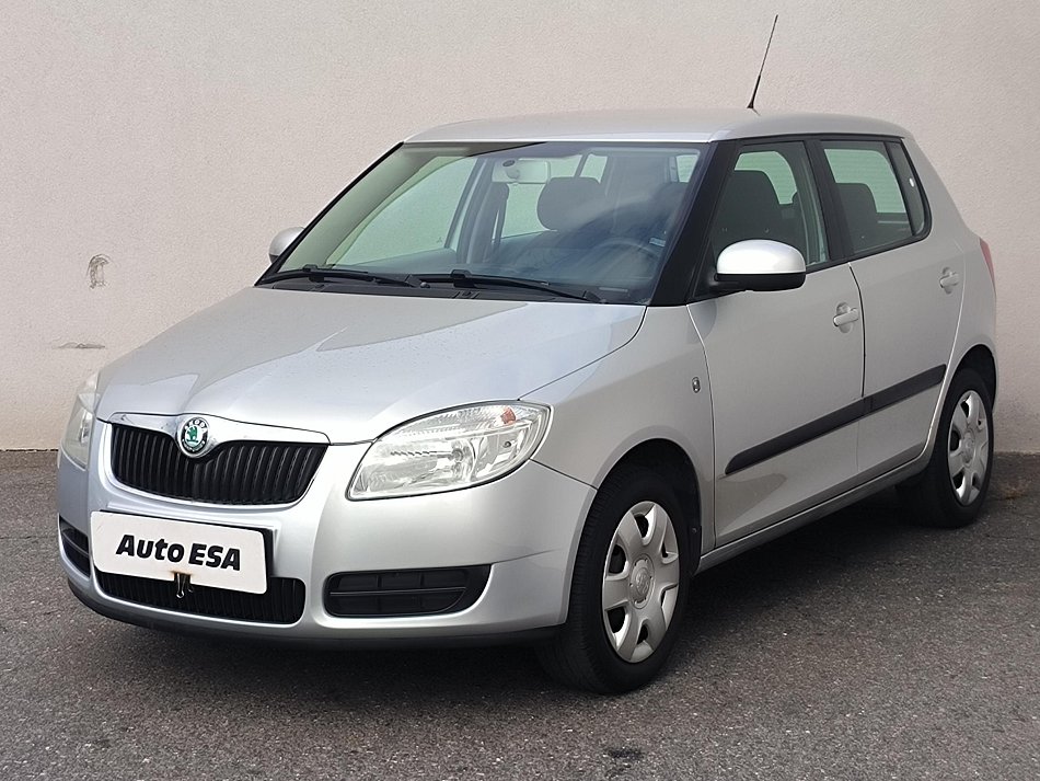 Škoda Fabia II 1.4 16V Ambiente