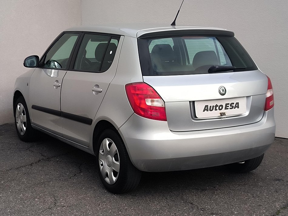 Škoda Fabia II 1.4 16V Ambiente