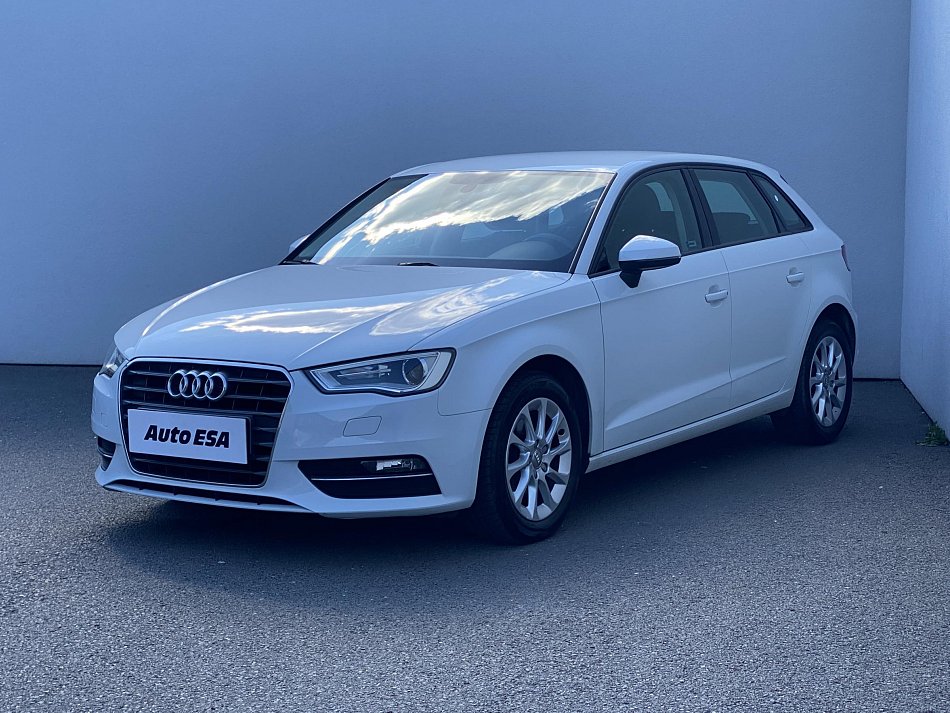 Audi A3 1.6 TDi Attraction