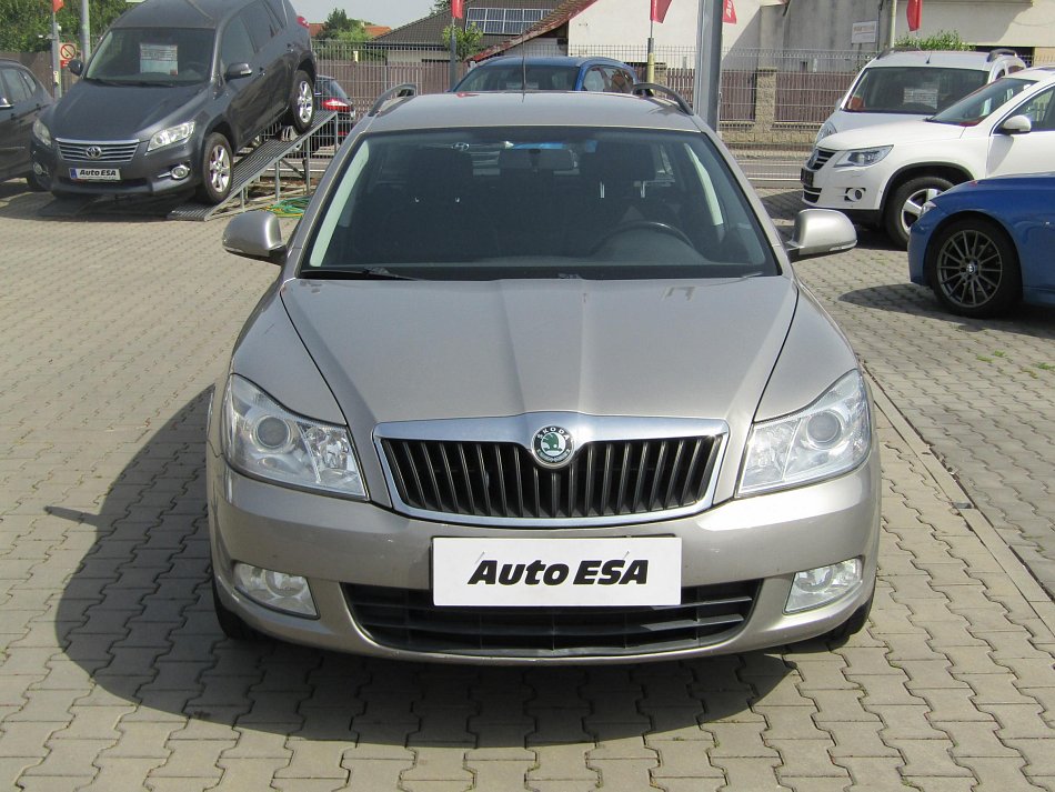 Škoda Octavia II 1.6 TDi Elegance