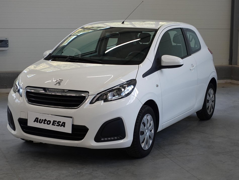 Peugeot 108 1.0i 